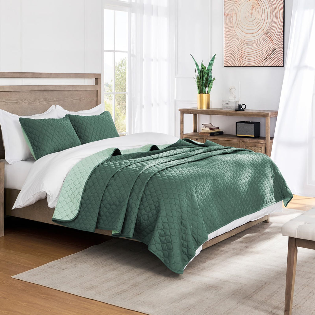 Exclusivo Mezcla Reversible Full Queen Quilt Bedding Set with Pillow Shams, Lightweight Quilts Queen Size, Soft Bedspreads Bed Coverlets for All Seasons - (Lilac Ash, 90"x96")